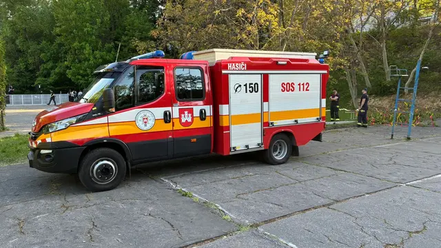 Včera sme pomohli RUŠ ŠD Mladosť postaviť máj počas ich akcie „Májovica“ 🚒🧑🚒